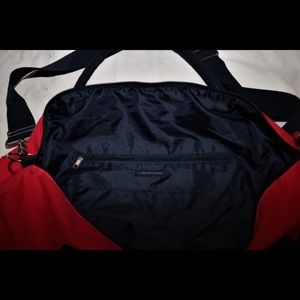 Tommy Hilfiger Bags - TOMMY HILFIGER DUFFEL BAG Tommy Hilfiger Bags - TOMMY HILFIGER DUFFEL BAG